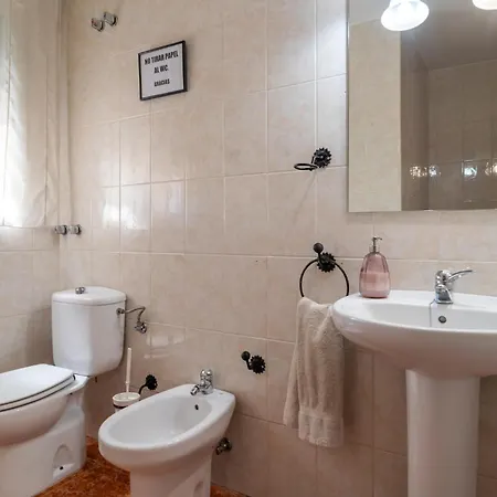 Holiday home Pet Friendly In *