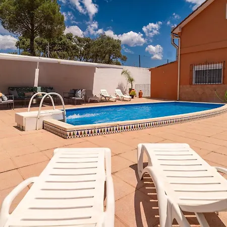 Pet Friendly In Holiday home *